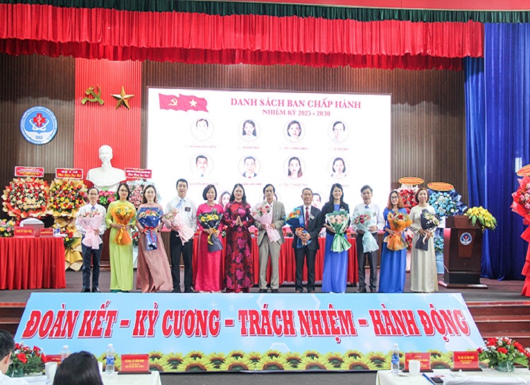 Party Committee of Da Nang University of Medical Technology and Pharmacy: “Legacy of the Term – Aspiration to Rise Further”